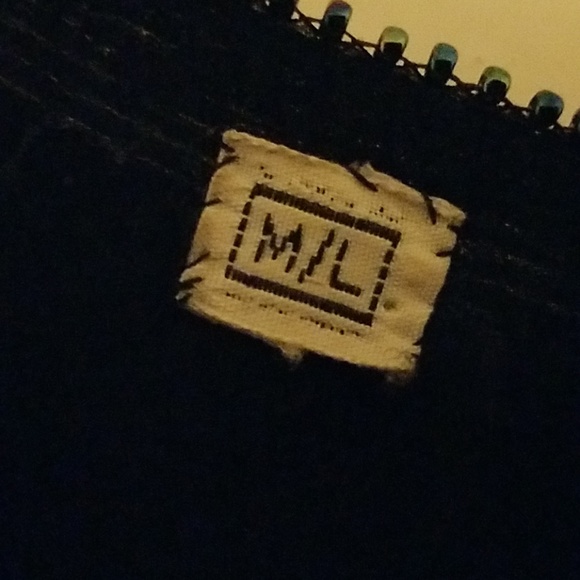 Stunning super unique vintage sequence top! - Picture 4 of 5